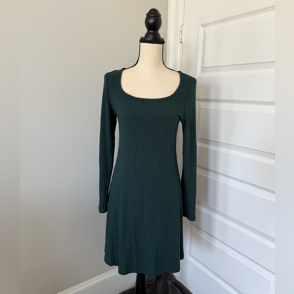 Old Navy Forest Green Long Sleeve Dress